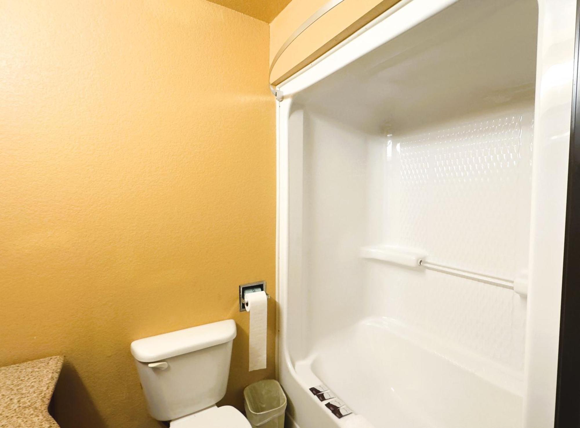 Quality Inn & Suites Mcalester On Hwy 69 & Us 75 Экстерьер фото